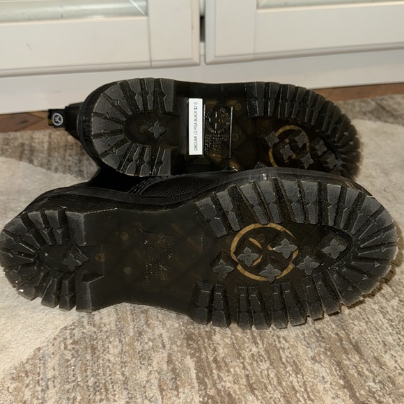 Dr. Martens Sinclair Boots - Picture 5 of 5